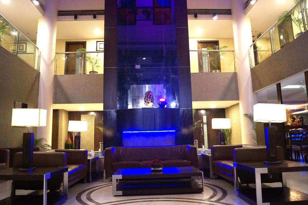 The Grand Solitaire Haiderabad Buitenkant foto