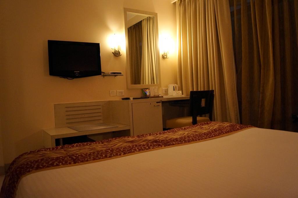 The Grand Solitaire Haiderabad Buitenkant foto