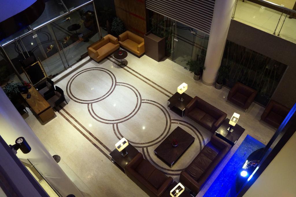 The Grand Solitaire Haiderabad Buitenkant foto