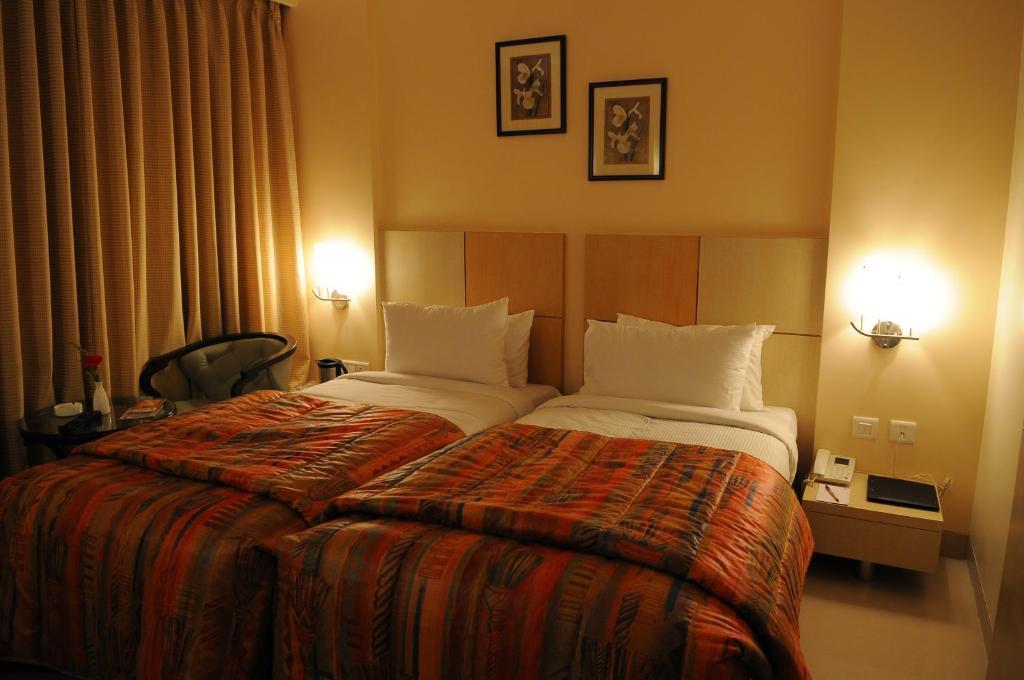 The Grand Solitaire Haiderabad Buitenkant foto